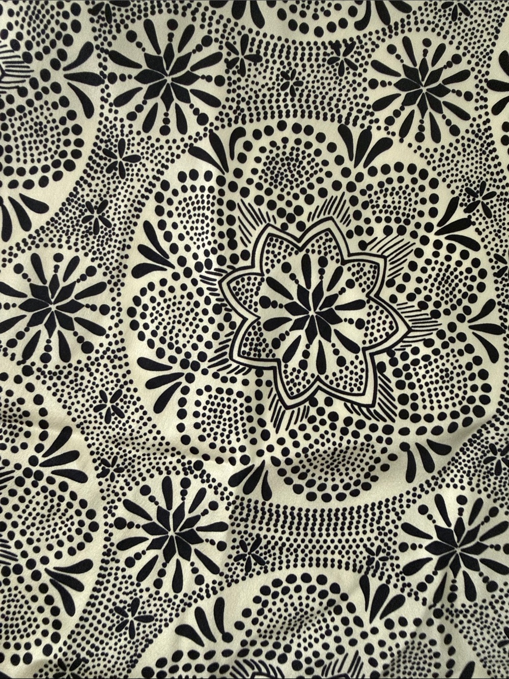 100% silk Women's navy & White Medallion A-Line Skirt - Picture 2 of 4